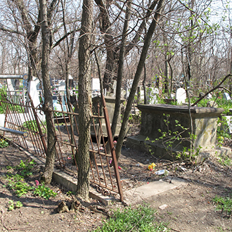 Старое кладбище Таганрога. Фамильный участок Аргиропуло