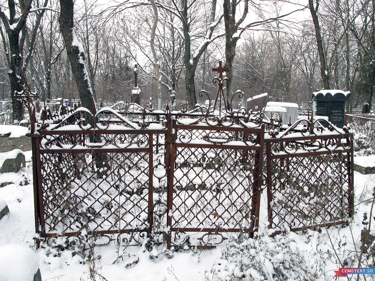 Старое кладбище Таганрога. Участок инженера Ковалевского