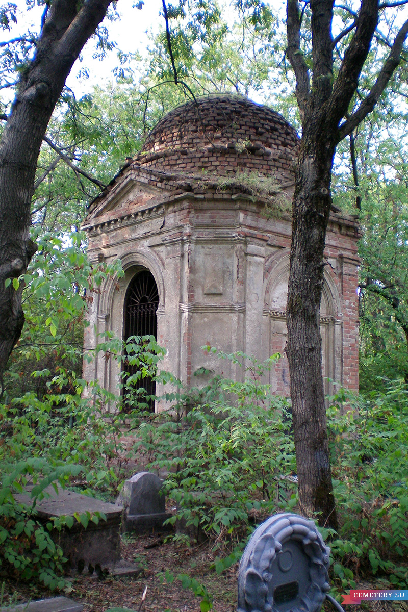 Старое кладбище Таганрога. Склеп Скараманга